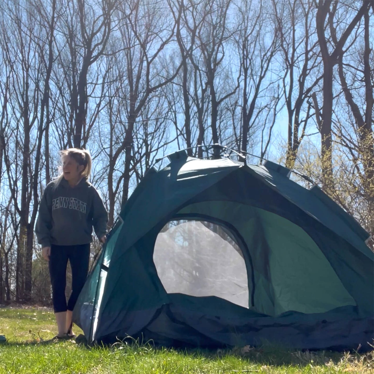 Large-Sized 3 Secs Tent + FREE Camping Tarp (For 2-3 Person, AU)