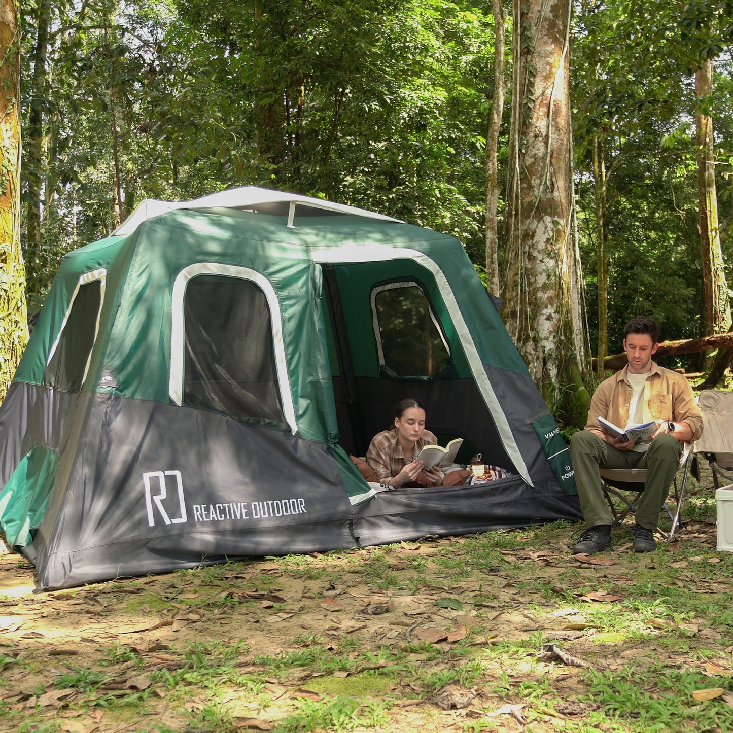Small-Sized 2 Step Cabin Tent + FREE Camping Tarp (Up To 4 Person)